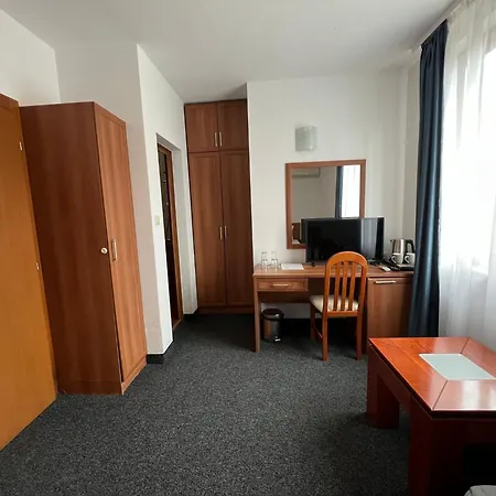 Family Hotel 007 Ivan Dimitrov-Kuklata 15 Str-3